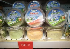 Eén van de nieuwigheden van Bio-verde: verschillende varianten crèmekaas, op basis van schapenmelk.