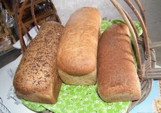 Het Goudakker-assortiment bestaat uit drie broodsoorten: tarwe, meergranen en spelt.