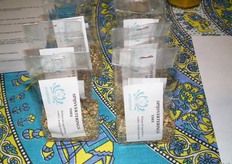 Ze verkocht diverse kruidenmixen.