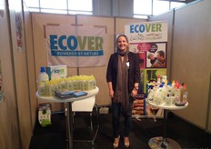 Nele Entbrouxk van Ecover deelde onder meer kleine flesjes allesreiniger uit.