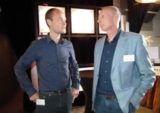 Jasper Vink (manager communicatie van Bionext) met Bert van Ruitenbeek (Stichting Demeter).