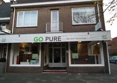 Het zelfontwikkelde winkelconcept van Mathijs en Marcel Vermeulen, Go Pure, was zo'n succes in Wassenaar dat dit de aandacht trok van Udea.