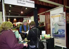 "Jettie Plender van Snel en Makkelijk Schoon zweert bij de producten van Jemako. "Deze duurzame schoonmaakmiddelen zijn zeer geconcentreerd en dus super zuinig in gebruik."