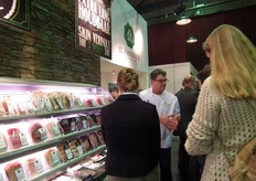 Henk van Oers vertelt over het consumentenmerk St. Hendrick. Onder dit merk biedt Deli Harmony biologische vleesproducten en vleeswaren aan.