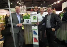 Ruime vertegenwoordiging van Stichting EKO-keurmerk: André Brouwer, Ronald van Marlen, Mariken de Bruijn en René Heusschen. Jan Knook van BioFlora verzorgde de bloemen in de combi-stand van Bionext.