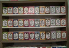 Dit is een serie feestelijke biologische theeën om mee te zeggen wat jij bedoelt. Voor elke gelegenheid het ultieme cadeau.