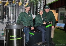 Gerard Goedegebure, Ximena Bekx en Jan Schuringa van Agrodust. Zij hadden Ximena om een portretfoto te maken van de bezoekers.