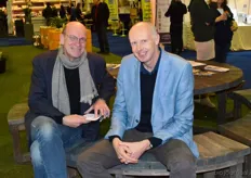 Bestuurslid Walter Schneemann en directeur Bert van Ruitenbeek van Stichting Demeter