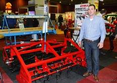 Arjan Doggen van Doggen Constructie & Reparatie bij de grondbewerkingsmachine DCR 1800