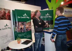 Gerard Brinkhuis van De Groene Weg in gesprek met Richard Kelderman van Yarrah Organic Petfood.