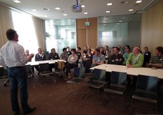 Er bleken akkerbouwers, tuinbouwers, varkenshouders, champignontelers en melkveehouders in de zaal te zitten. En één van de deelnemers gaf aan dat haar bedrijf in omschakeling is.