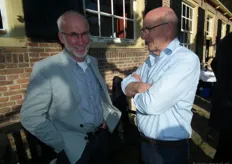 Cor Bosch, huidig bestuurslid van Skal, met oud-bestuurslid Ad Verhage.