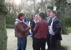 Een staand kringgesprek.