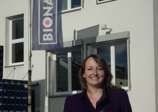 Normaal het liefst achter de camera, maar ook Biojournaal-redacteur Lenneke Schot moest er op een gegeven moment aan geloven...