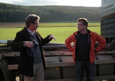 Rechts Naturland-boer Martin Ritter.