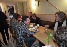 Een onderonsje tussen Franz Winter en Felix Wilbrink ('Culinist' bij Telegraaf).