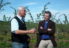 "Martin is ten onrechte altijd zeer bescheiden. Hij was de eerste in de regio die het met Bionade aandurfde om biologische vlierbessen te gaan telen. Hij gaf aan geen idee te hebben of dit letterlijk vruchten af zou gaan werpen, maar zijn motto was: 'zolang we het niet proberen komen we er ook niet achter'."
