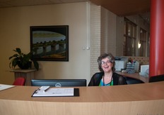 Joke aan de receptie.