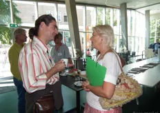 Inno Kock van Lazuur Food Community, met Marga Brusselers van Heel-fijn uit Roosendaal.