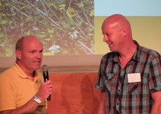 "Rob vertelde onder meer dat hij continu nieuwe dingen leert in zijn kas. "Ik ben bijvoorbeeld anders gaan wieden om het aantal plagen te beperken. Je bent als BD-teler constant aan het bedenken hoe het anders moet en kan. Mozaïekwieden is daar een goed voorbeeld van. Dat bedenk je niet vanachter je bureau."