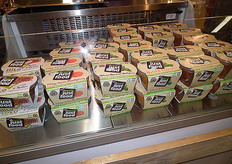 "Lysanne: "We krijgen heel goede reacties. De soepen zijn echt een hele maaltijd. Deirdre heeft de soepen zo'n 10 jaar geleden ontwikkeld. Het mooie is dat er alleen ingrediënten in zitten die je zelf thuis in je keukenkastjes hebt staan."