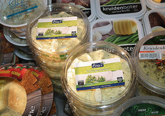 LaBan Foods produceert biologische kruidenboter voor Bio+.