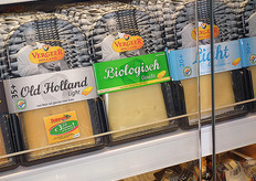 Plakjes biologische Gouda-kaas bij Vergeer.