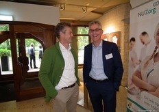 Erik Does (Udea) en Bionext-directeur Bavo van den Idsert bij de ingang van het congrescentrum.