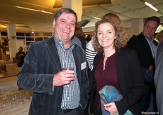 Ondanks dat ze elkaar nog niet kenden, raakten ze al snel in gesprek: Max Vos van World Wide Food Trade en Yolanda Wigleven van EKOkopen.nl.