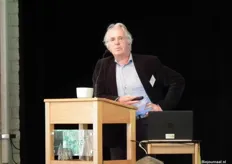 Professor Michiel Korthals gaf daarna een lezing. Hij nam in april dit jaar afscheid als hoogleraar Toegepaste Filosofie aan Wageningen University.
