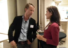 Paul Fischer van Warmonderhof met Lasca ten Kate van Stichting Vriendelijke Keukens.