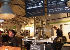 Koffie, 'feel good to go'.