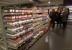 Allerlei soorten jam, notenpasta's en chocoladepasta's.