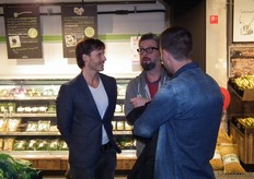 Links EkoPlaza-ambassadeur Ralph Moorman, gezondheidscoach & Ir. levensmiddelentechnologie.