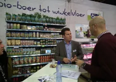 Dirk Jan van Dijk vertelde geïnteresseerden alles over de handelswijze van Naturelle.