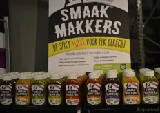 Dit jaar heeft Hoogpak nieuwe Smaakmakkers, vloeibare bio-kruidenmixen voor elk gerecht