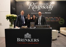 Folmer Zijlstra, Daniela Rath, Qian Lu en Danny Schuwer van Brinkers Food BV. De nadruk lag dit jaar op de Chocolate Rapsody.