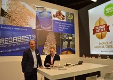 Pieter Stienen en Rainier van Rey presenteerden de noten, pinda's, amandelen en andere ingrediënten van BredaBest.