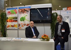 Harm Janssens van TRL International Laboratories met Henk Jan Systma van Machandel.