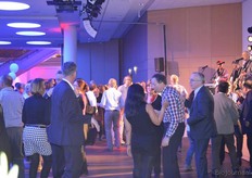 Een gemêleerd gezelschap was tijdens het feest continu op de dansvloer te vinden.