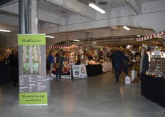 Er kon veel geproefd worden in de kraampjes.