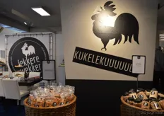 De slogan 'Kukelekuuuuuuu' laat aan duidelijkheid niets te wensen over. Het assortiment bestaat voornamelijk uit ontbijtproducten (gedeeltelijk biologisch).