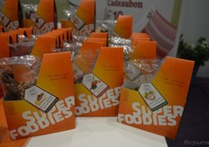 Ook nieuwe zijn deze brown, red en green Granola van Superfoodies.