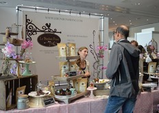 "Better Event was de eerste beurs waar Natalie Rocha van Le Bonbon Franc ooit stond. "Het is erg leuk dat ik hier kan laten zien wat ik precies uit wil stralen. Ik hoorde pas een week van tevoren dat ik hier mocht staan, dus het was even stressen, maar ik ben erg blij met het eindresultaat."