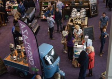 'De Ekoplaza-winkel' vanaf de eerste verdieping gezien.