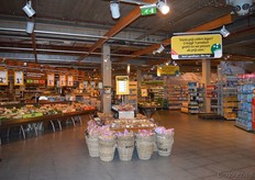 De Jumbo Euroborg is een erg ruime winkel. Dat is hier goed te zien.