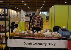 Marc Versteeve van de Dutch Cranberry Group met geroosterde kokos en nieuwe biosappen van pastinaak en papaya.