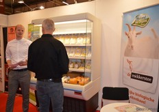 Bastiaan Roozendaal presenteerde namens World Wide Cheese het Nederlandse biologische kaasmerk Holland Bio Organic op de Nordic Oganic Food Fair.