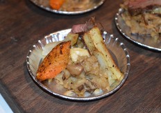 Dit is een paddenstoelenrisotto met rosbief.