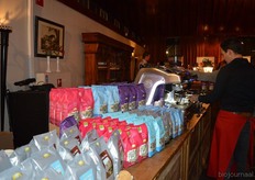 Uiteraard kon men ook biologische koffie proeven.